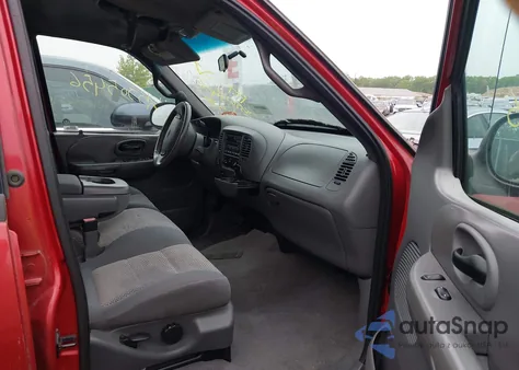 2002 Ford F-150 Lariat/Xlt from USA, damaged, VIN 1FTRW08L02KA74708